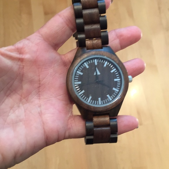 Tree hut mens watch. Brand new. Never worn. Walnut main image 4